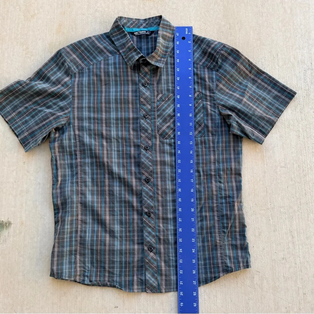 Arc'teryx Mens Short Sleeve Plaid Peakline Button Up Shirt Blue Size Small - Picture 6 of 6